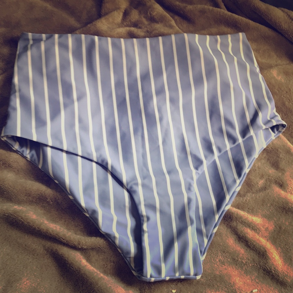 Bikini bottoms